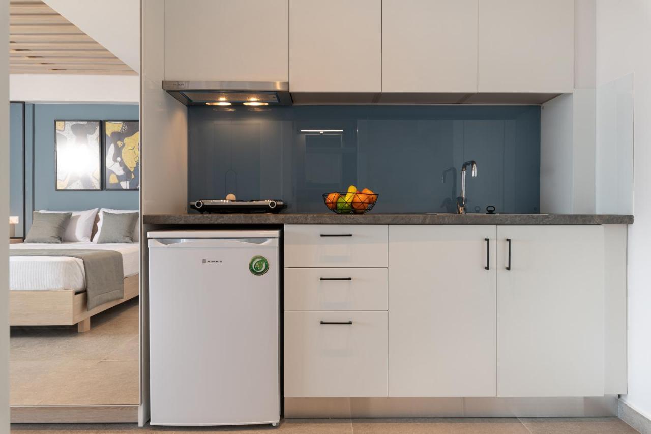 Sky Luxury Suites Sarti Eksteriør billede