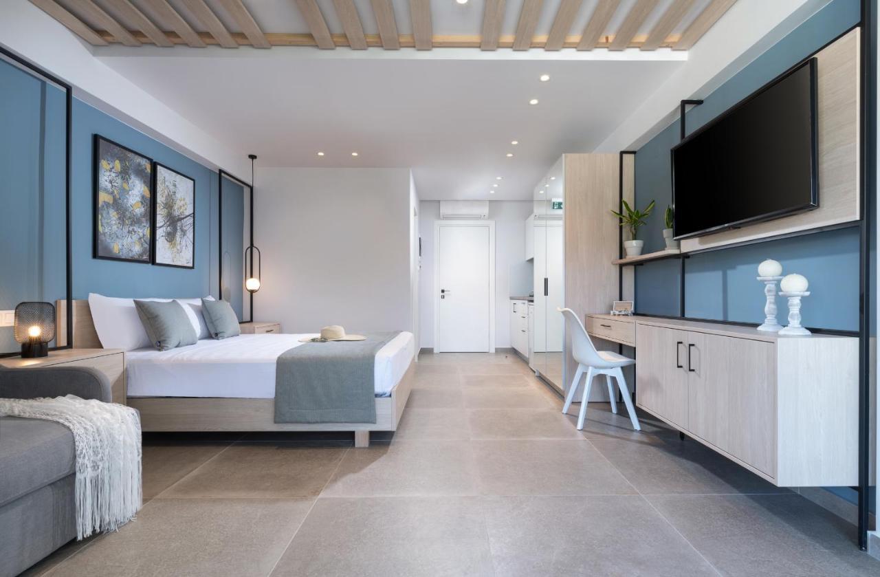 Sky Luxury Suites Sarti Eksteriør billede