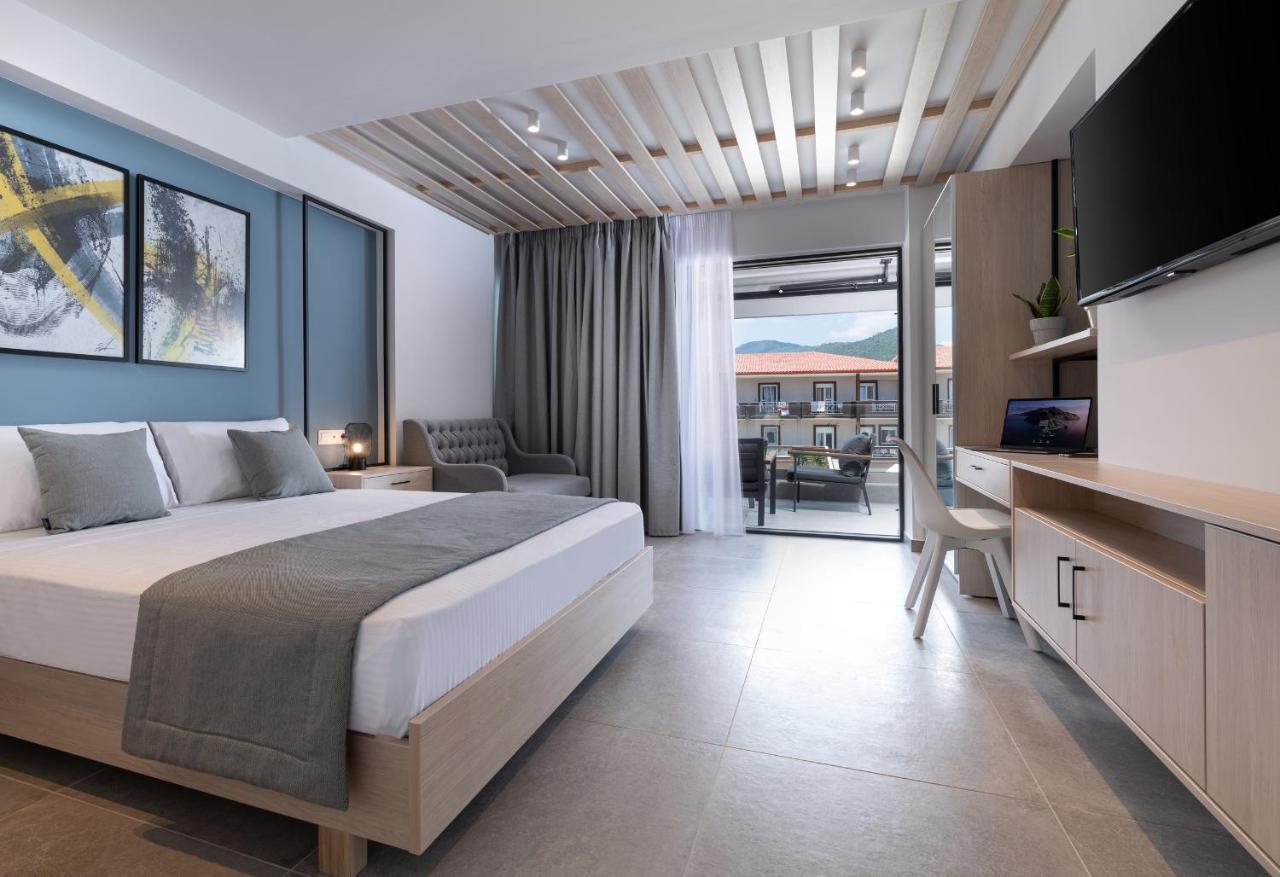Sky Luxury Suites Sarti Eksteriør billede