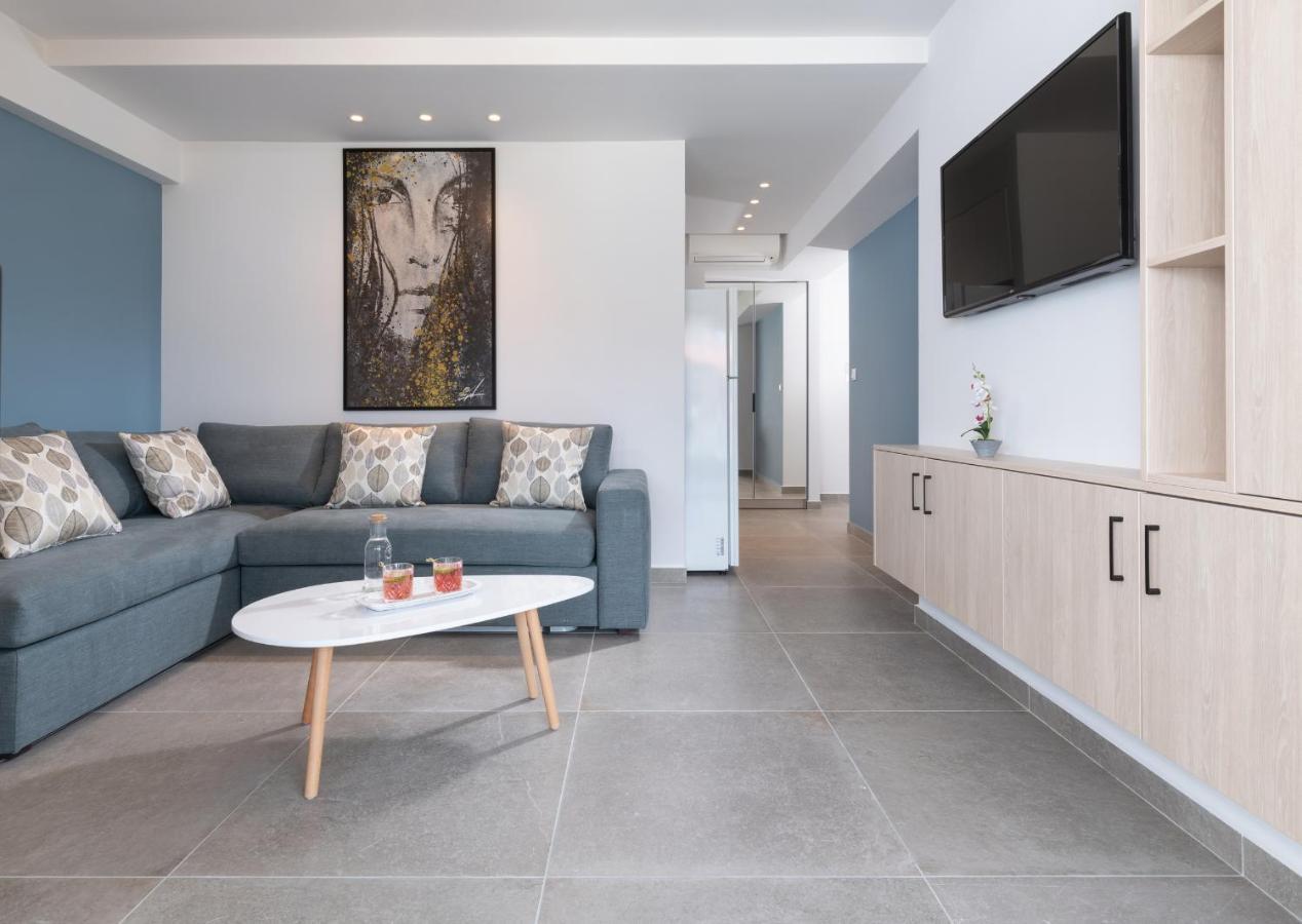 Sky Luxury Suites Sarti Eksteriør billede