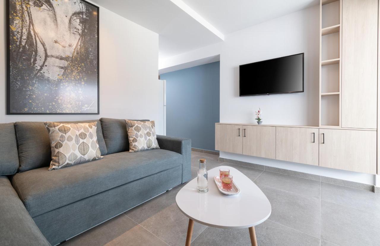 Sky Luxury Suites Sarti Eksteriør billede