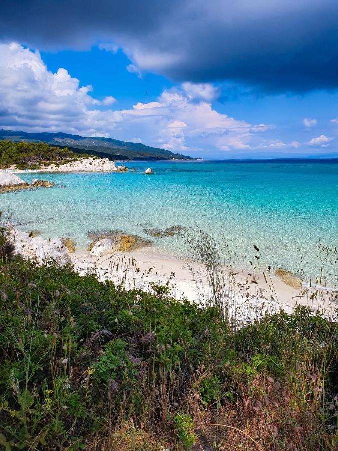 Sky Luxury Suites Sarti Eksteriør billede